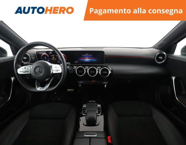 MERCEDES-BENZ A 200 d Automatic Premium