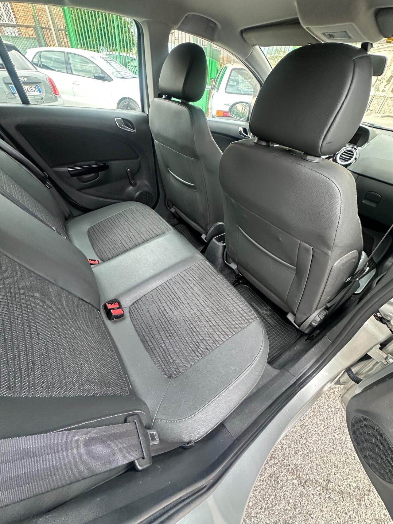 Opel Corsa 1.2 85CV 5 porte GPL-TECH Edition