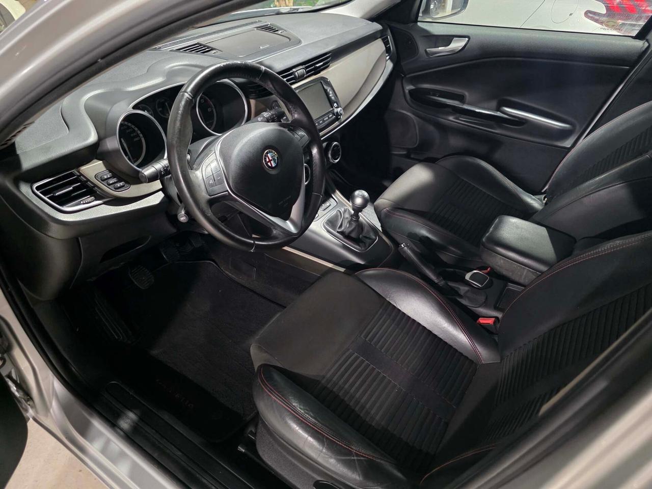 Alfa Romeo Giulietta 1.6 JTDm-2 105 CV Distinctive
