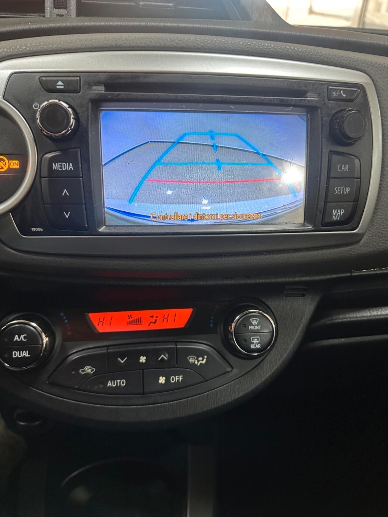 Toyota Yaris 1.0 5 porte Lounge