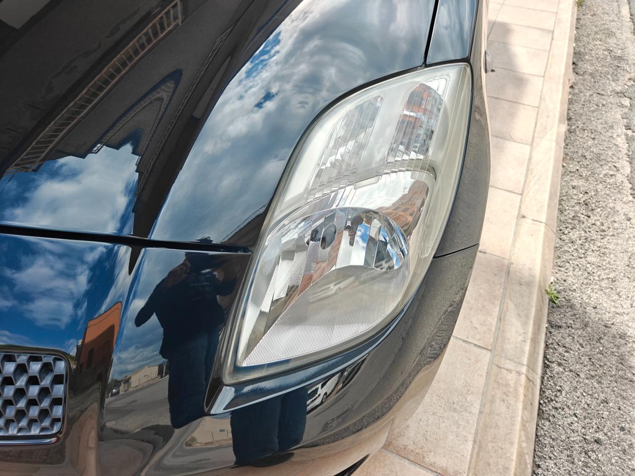 Toyota Yaris 1.3 M-MT Sol Automatica