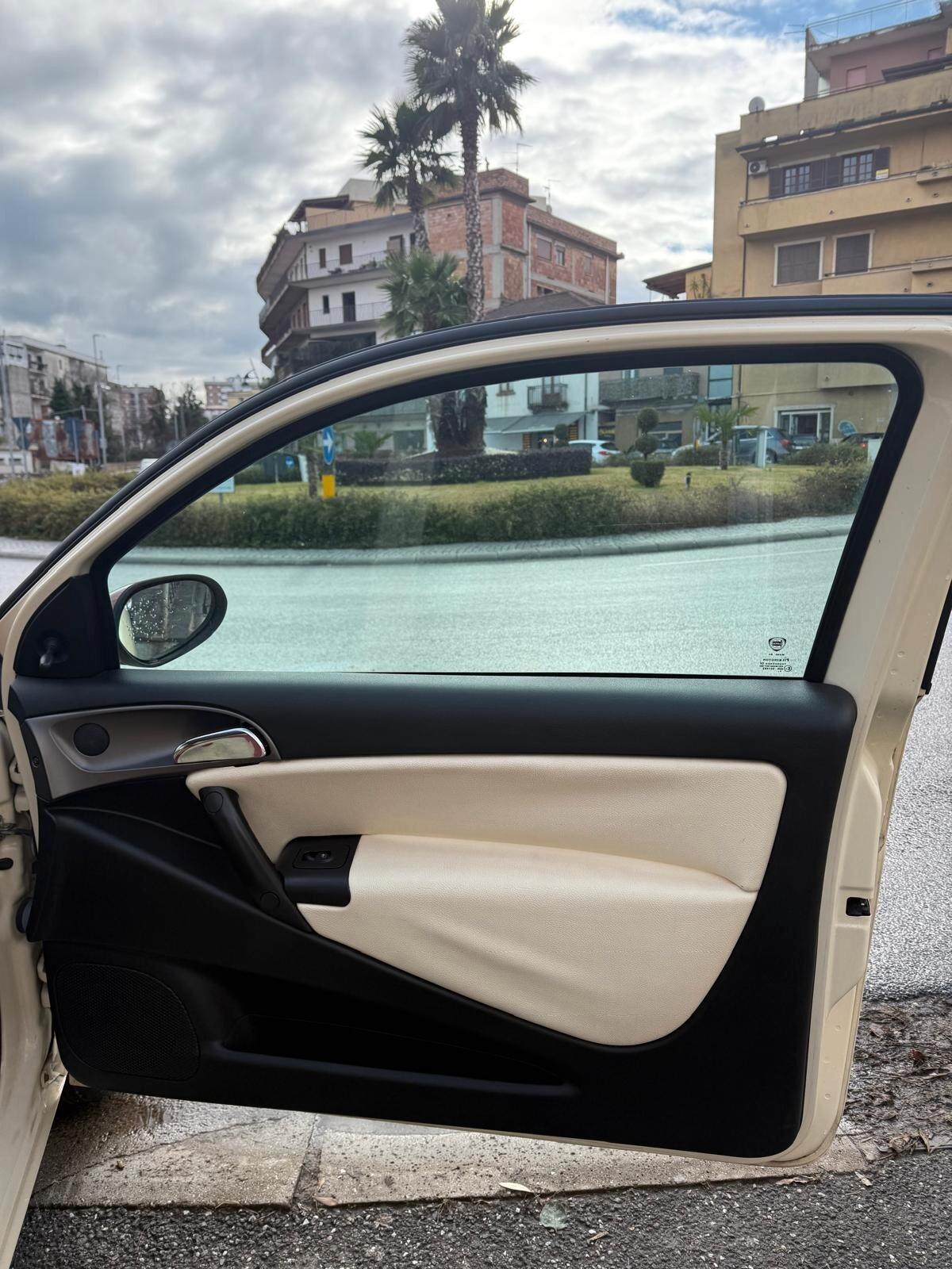 Lancia Ypsilon 1.3 Multijet 16V Platino