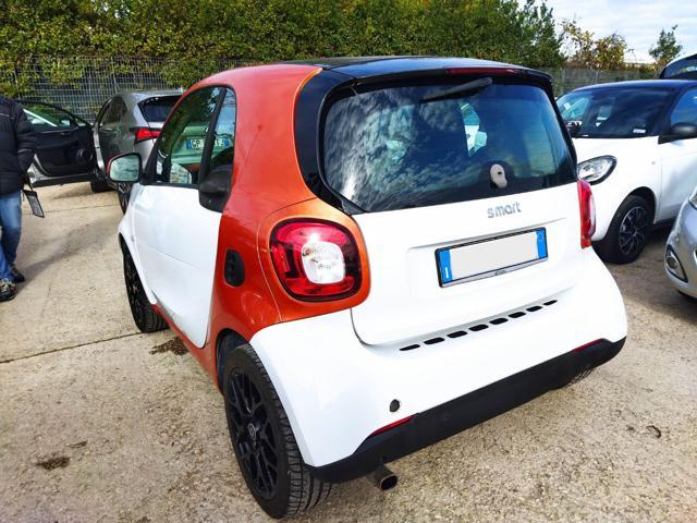 SMART ForTwo 1.0cc TWINAMIC PASSION 71CV CAMBIO AL VOLANTE
