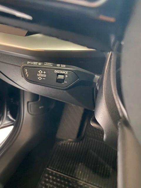 Audi A3 SPB 2.0 TDI 116cv S TRONIC LINE EDITION