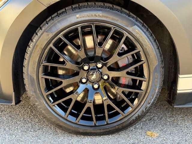 Ford Mustang Fastback 5.0 ti-vct V8 GT 421cv auto **KM 35.000!