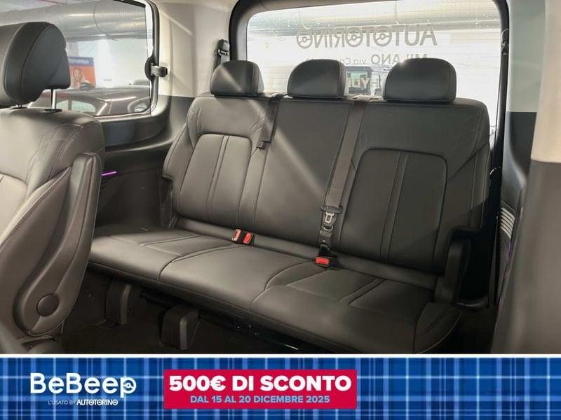 Hyundai Staria 1.6 HEV LUXURY 2WD AUTO