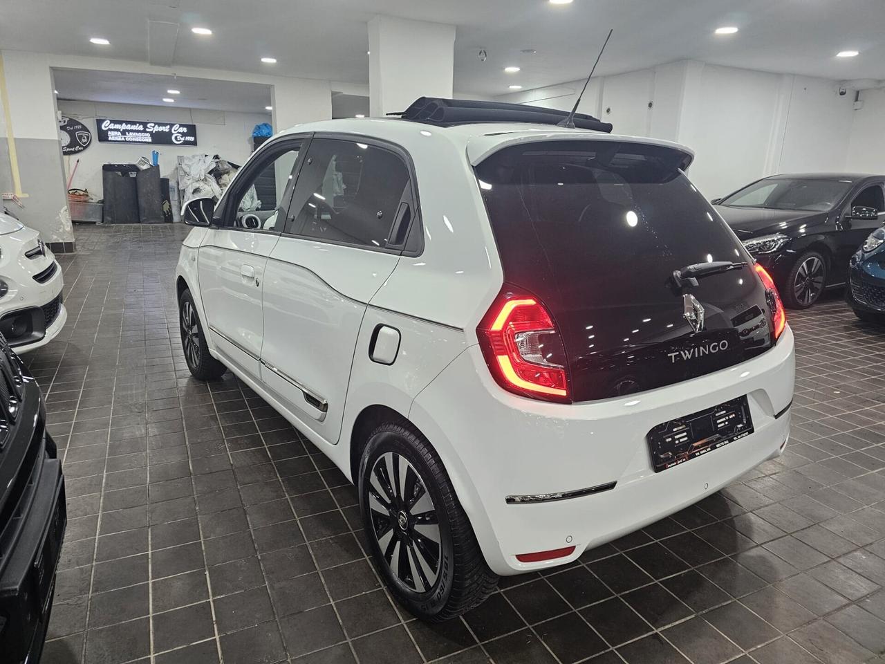 NUOVA RENAULT TWINGO INTENS SCe 1.0 BENZ 73CV