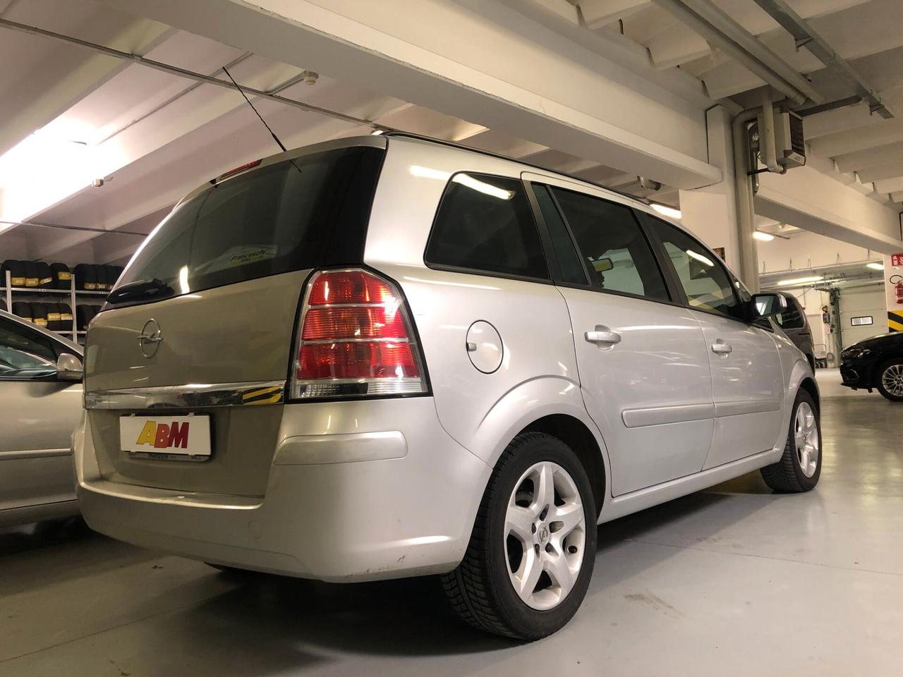 Opel Zafira 1.9 CDTI 120CV - 7 POSTI