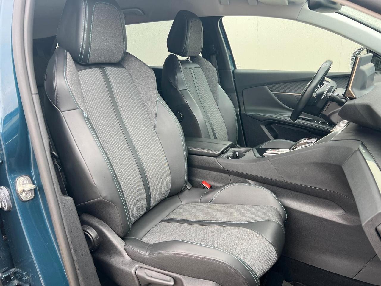 Peugeot 5008 HDi 7 posti 130 EAT8 Allure Pack