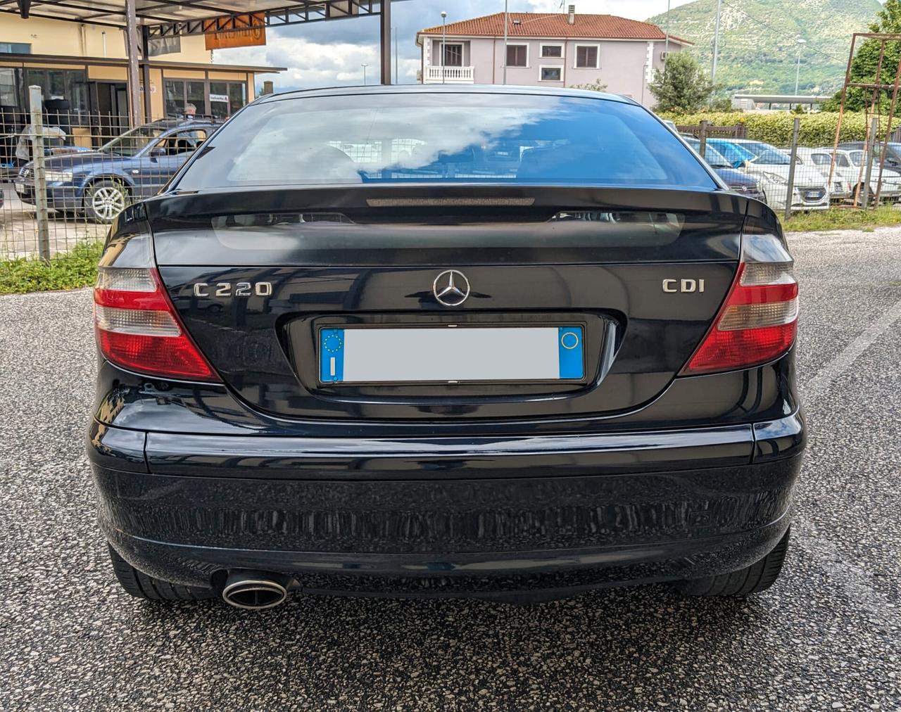 Mercedes-benz C 220 CDI Sportcoupé Classic