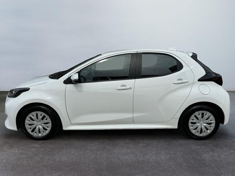 Toyota Yaris Hybrid Active MY22