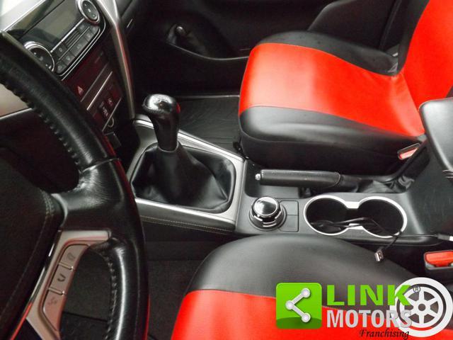 MITSUBISHI L200 2.3 D Club Cab 4x4 Super Select Intense