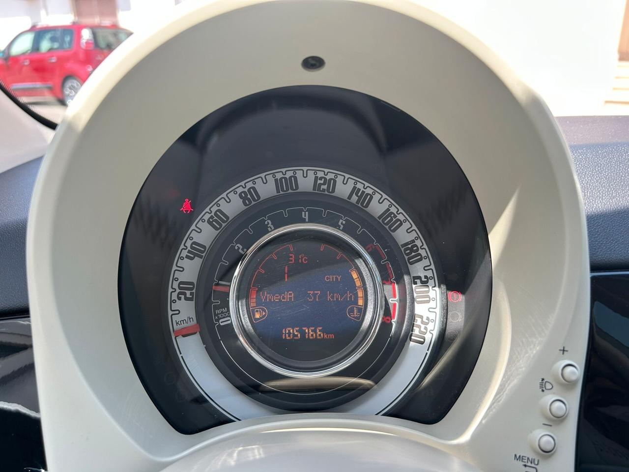 Fiat 500 1.2 LOUNGE AUTOM. TETTO/NAVI-2017
