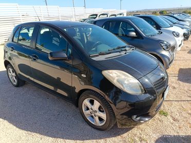 Toyota Yaris 1.4 D-4D 5 porte 3500 vista e piaciuta 4400 con garanzia