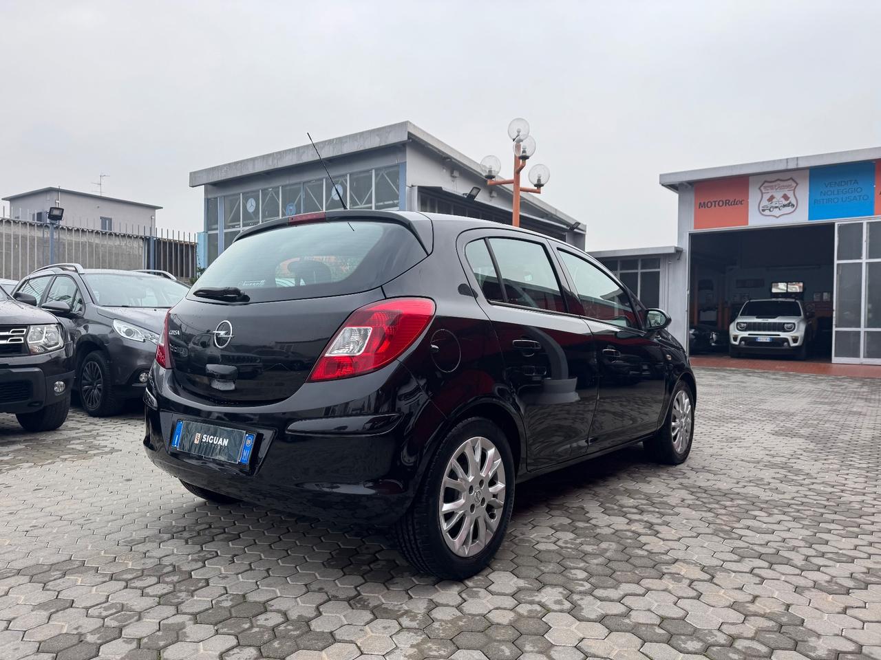 Opel Corsa 1.2 ADATTA A NEOPATENTATI 5 porte Cosmo
