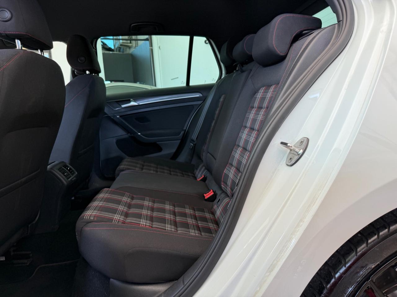 Volkswagen Golf GTI Golf GTI Performance 2.0 245 CV TSI DSG 5p. BMT