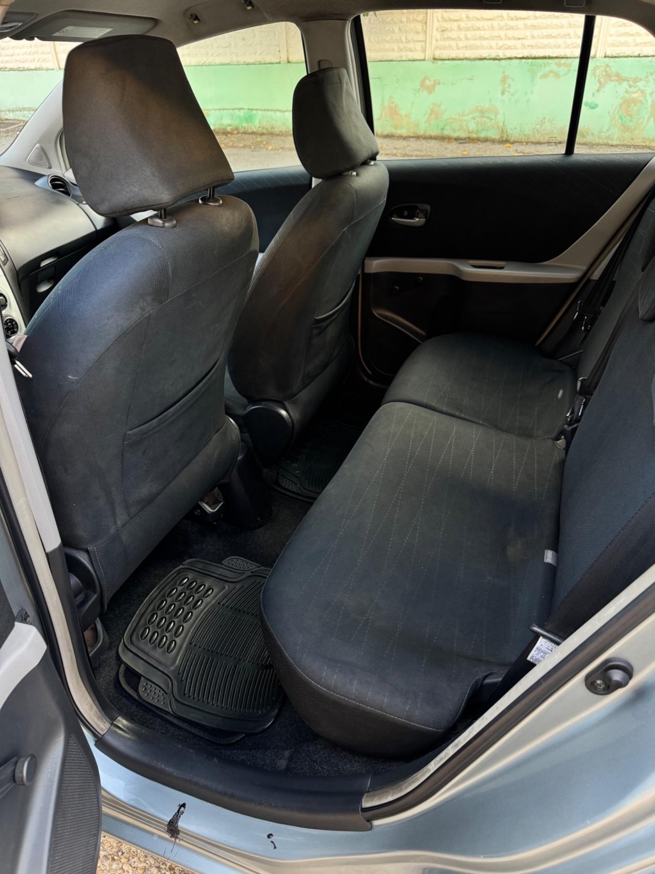 Toyota Yaris 1.3 BENZ UNICO PROPRIETARIO