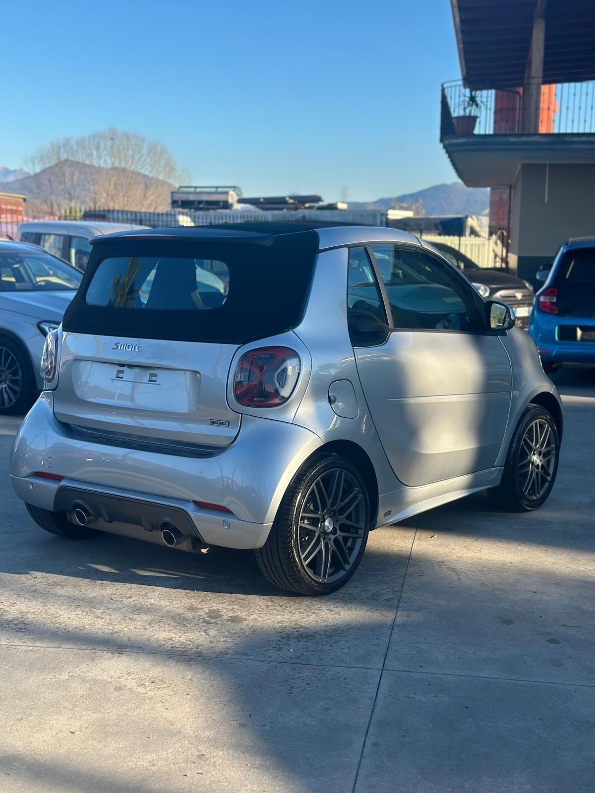 Smart ForTwo BRABUS 0.9 Turbo twinamic cabrio 15th anniversary