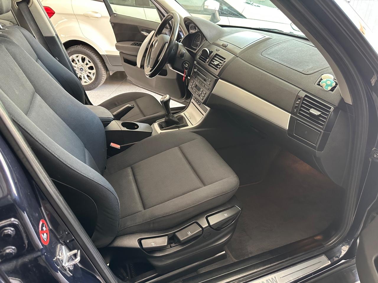Bmw X3 2.0d cat Futura