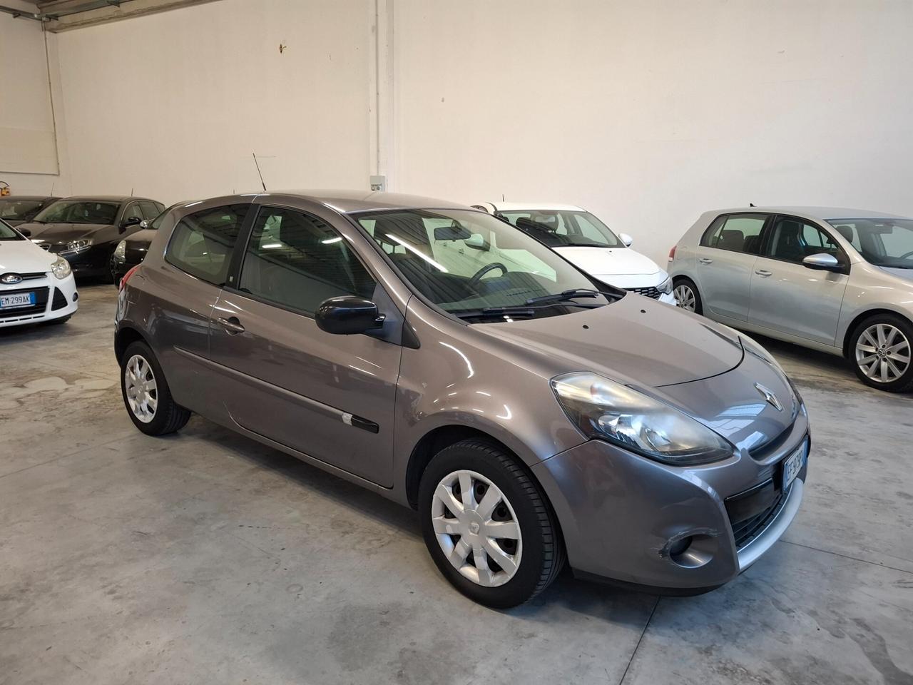 Renault Clio 1.2 16V 3 porte Dynamique