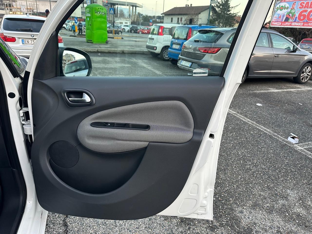 Citroen C3 Picasso C3 Picasso 1.4 VTi 95 metano della casa