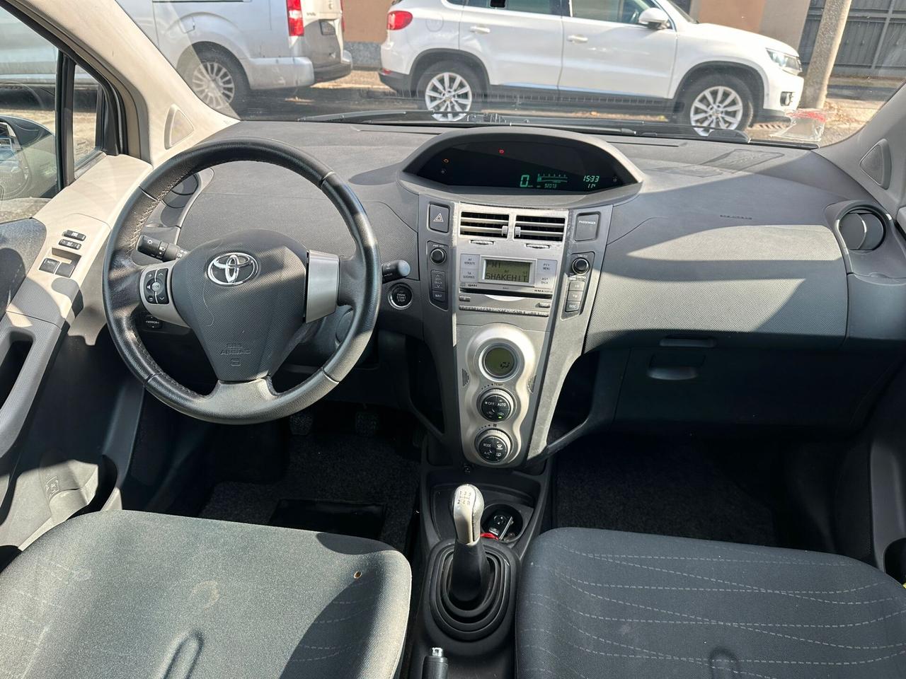 Toyota Yaris 1.3 5 porte Navi