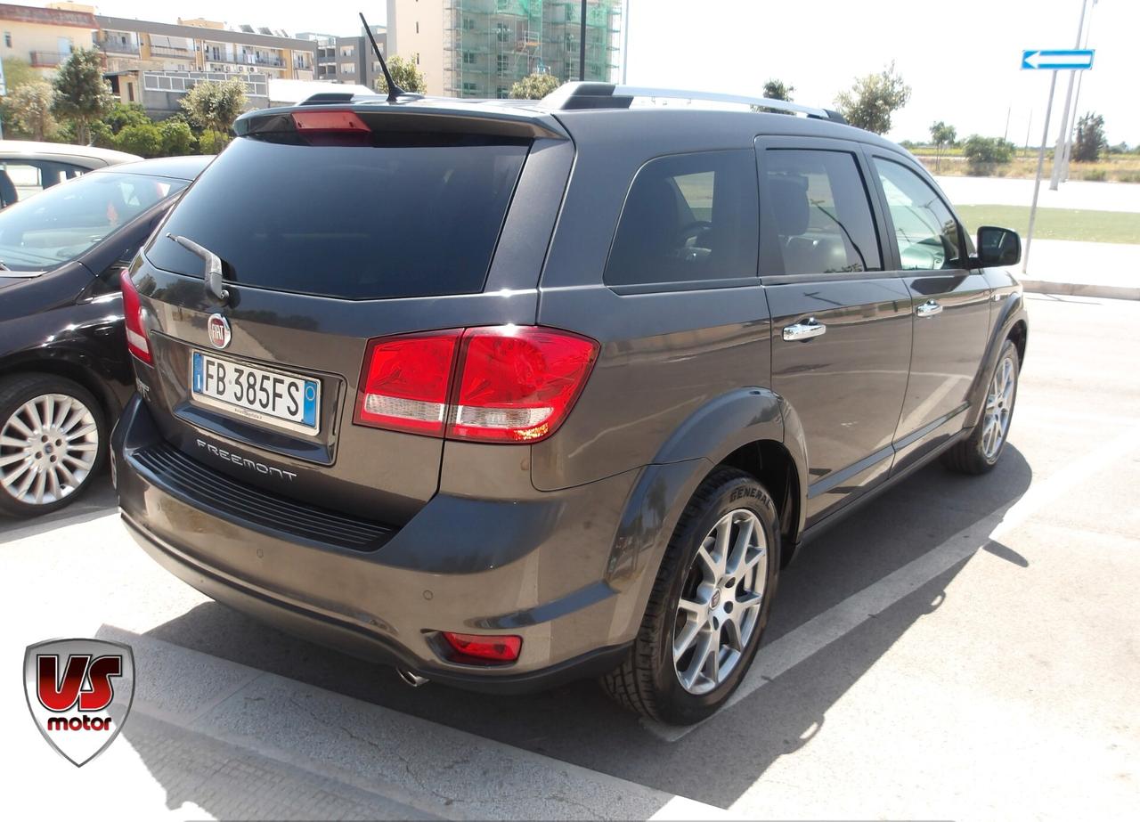 FIAT FREEMONT 2.0 MJT 4X4 CROSS-AUTO-7 POSTI