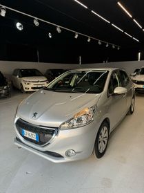 Peugeot 208 NEOPATENTATI