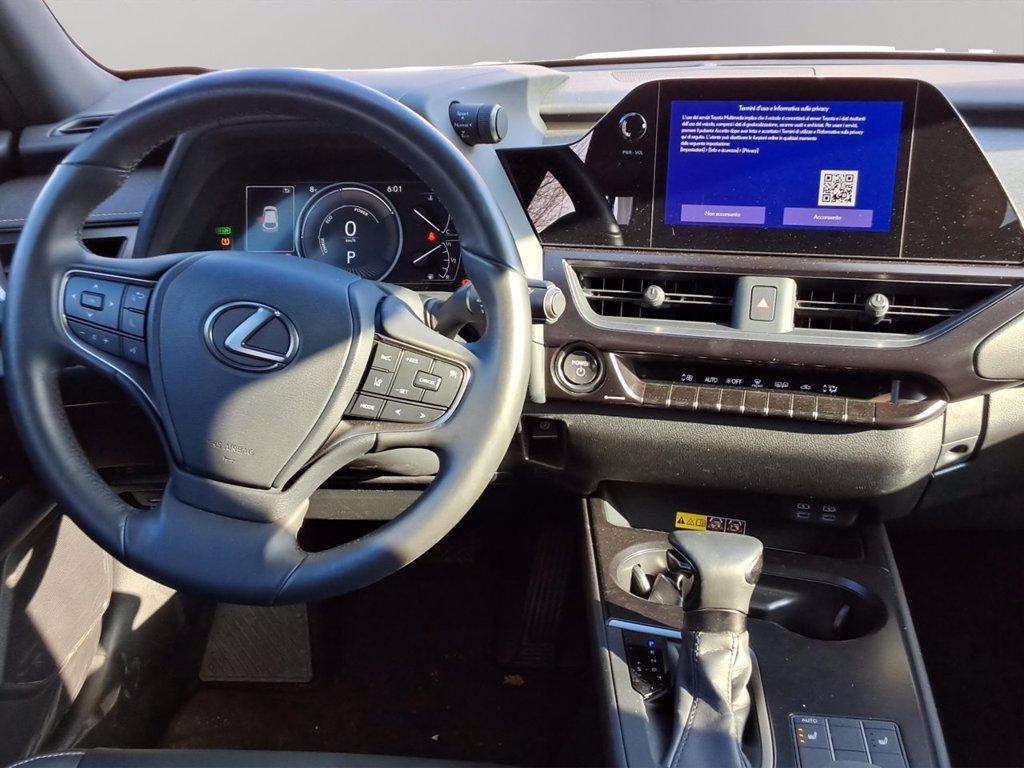 LEXUS Ux 250h 2.0 design 2wd cvt del 2024