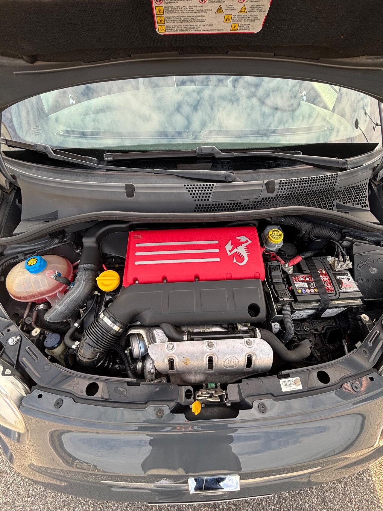 Abarth 595 1.4 Turbo T-Jet 140 CV