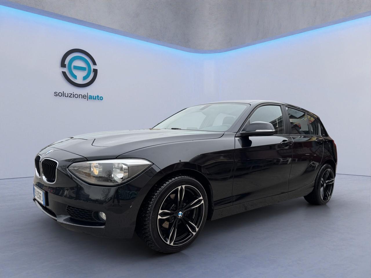 Bmw 118 118d 5p. Urban