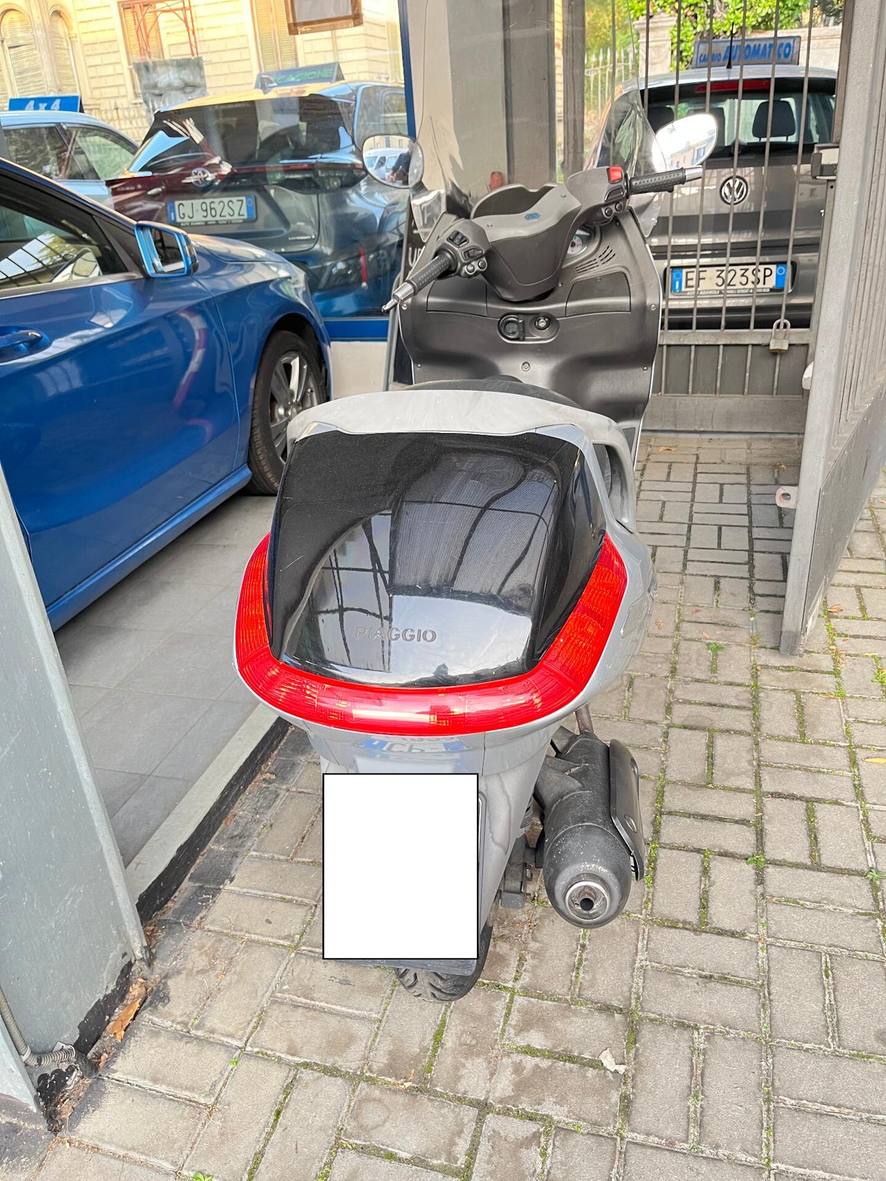 PIAGGIO X8 125 - APPENA TAGLIANDATO