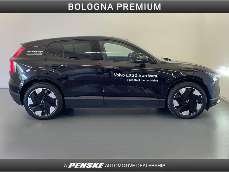 Volvo EX30 Single Motor Extended Range RWD Core