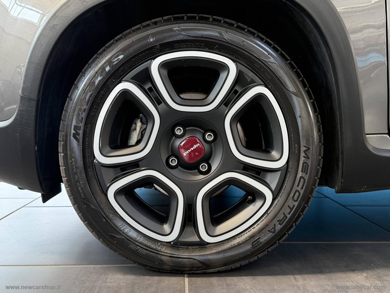 FIAT Panda 1.0 FireFly S&S Hybrid City Life NEOPATENTATI