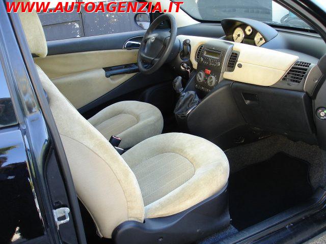 LANCIA Ypsilon 1.2