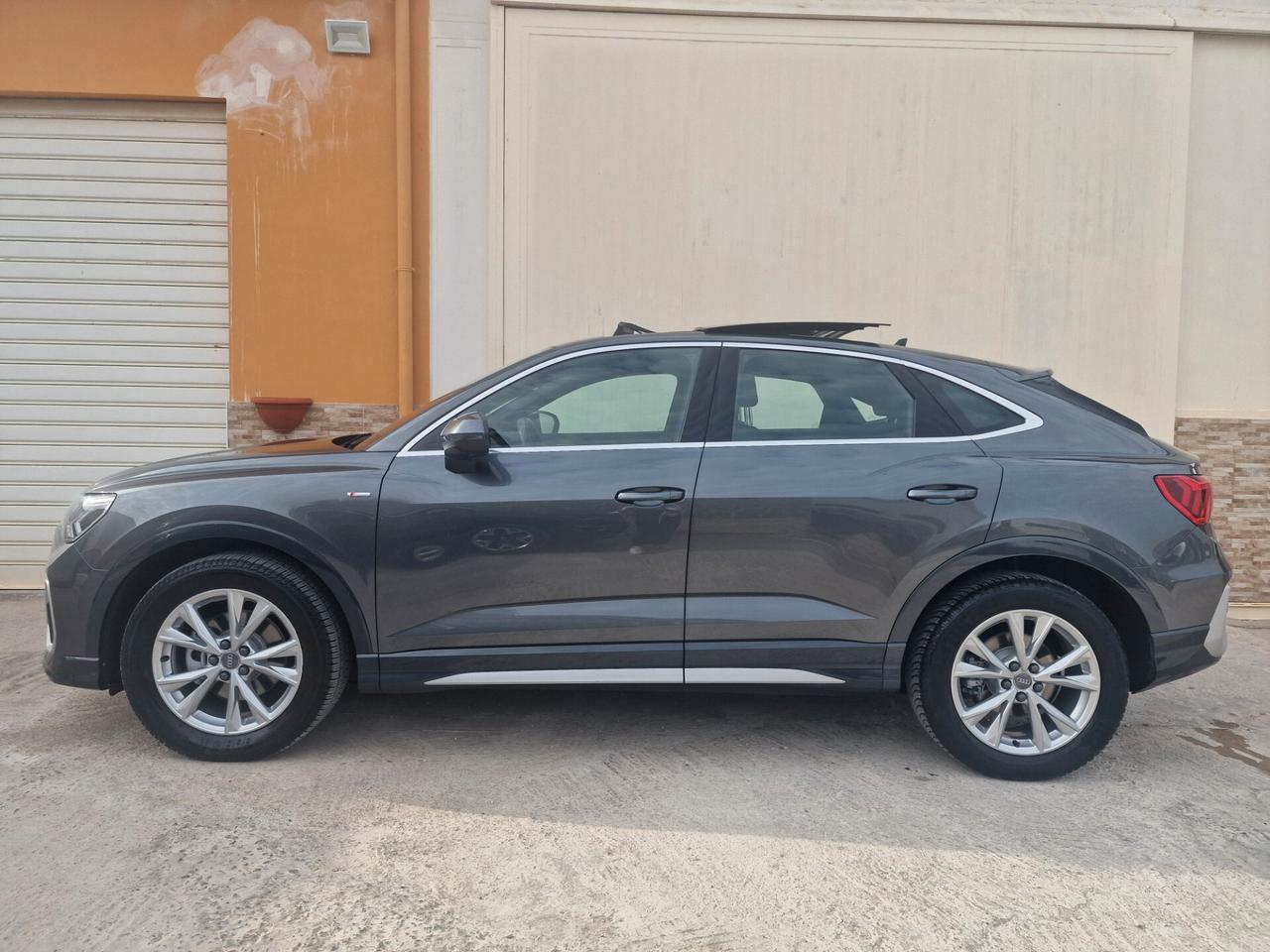 Audi Q3 35 TDI S tronic