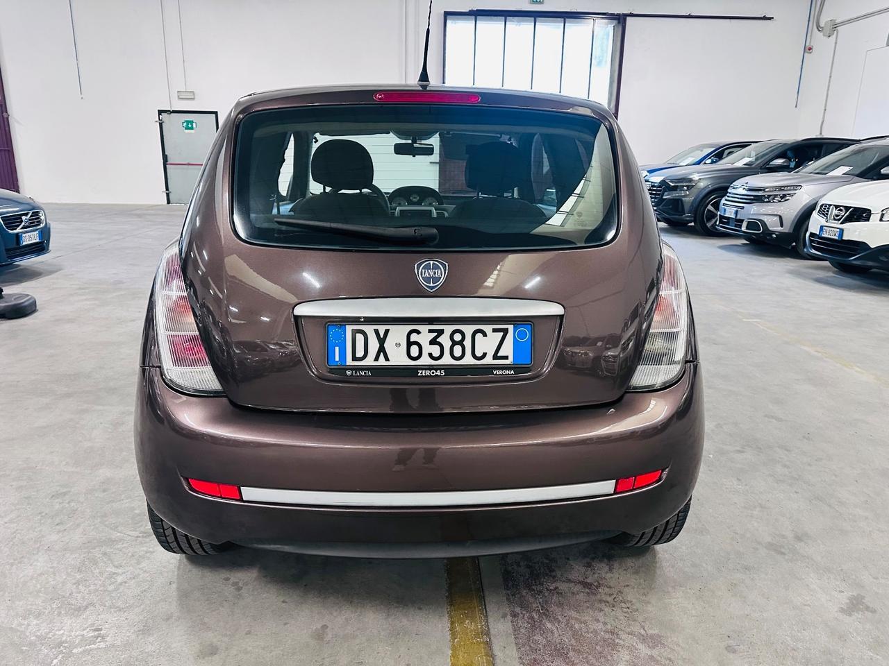 Lancia Ypsilon 1.4 Platino Ecochic GPL