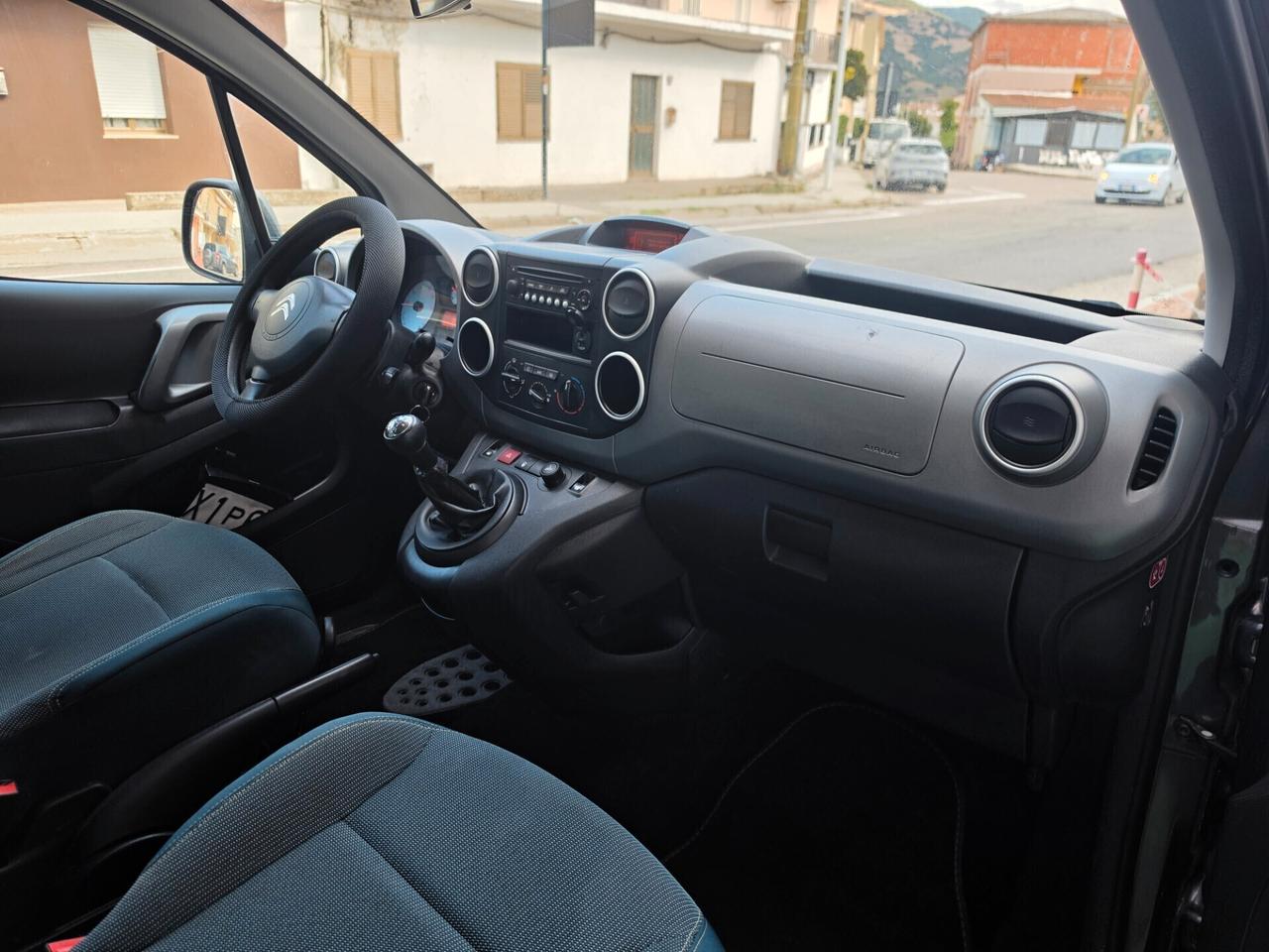 Citroen Berlingo 1.6 hdi 100cv 5 POSTI