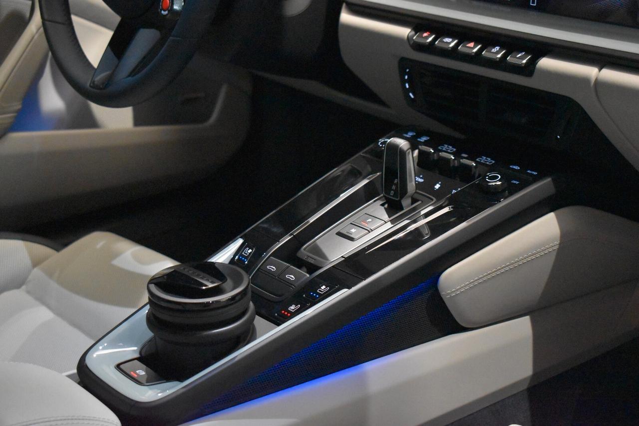 Porsche 911 TARGA 4 GTS(992.2 FACELIFT) CABRIO LEGGI BENE