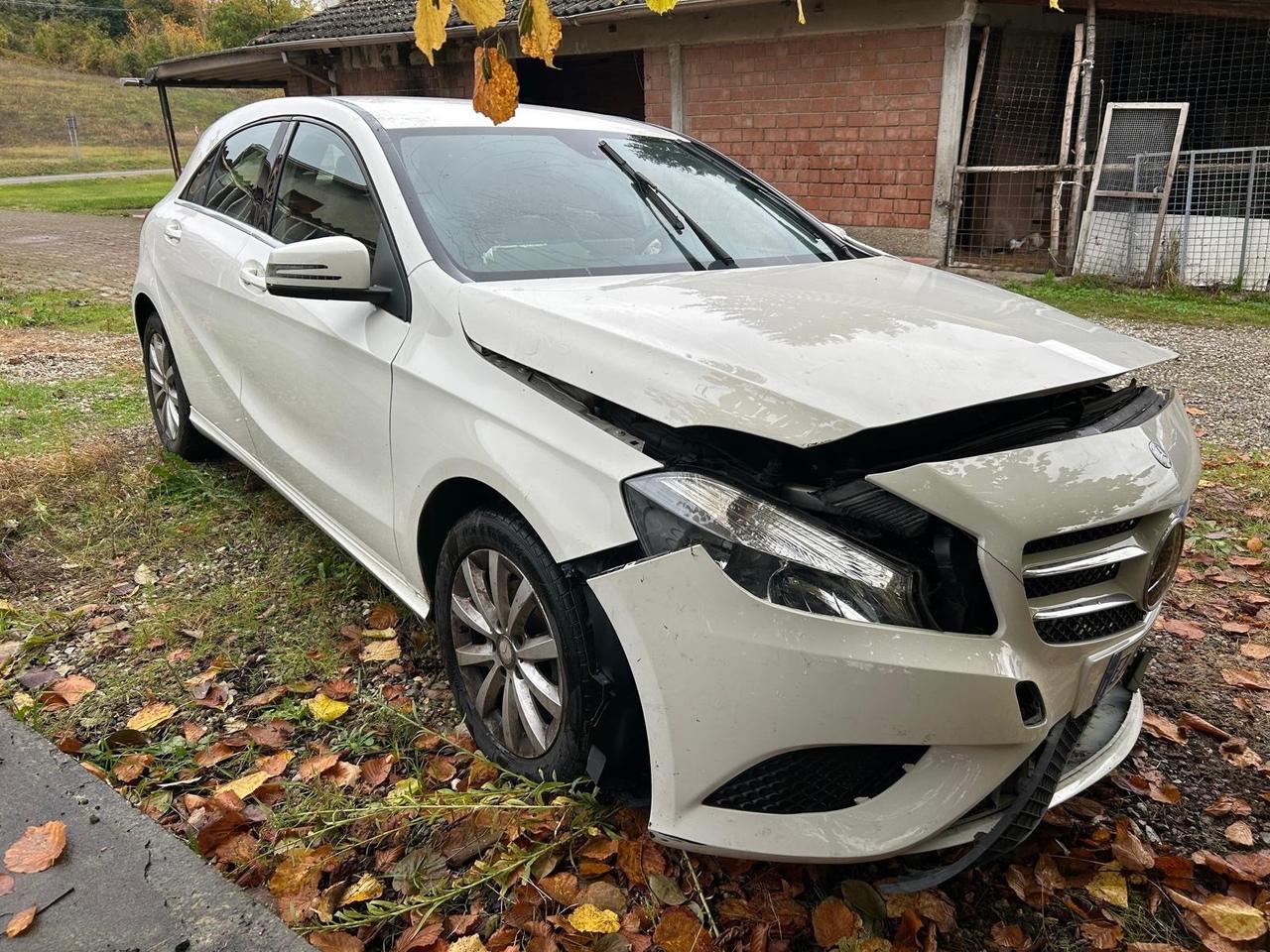 Mercedes-benz A 160 CDI Automatico INCIDENTATO
