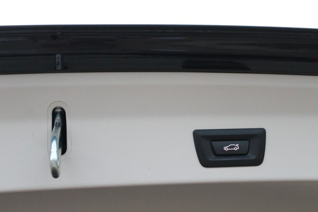 BMW X3 sDrive 150cv Aut. *LED *Carplay