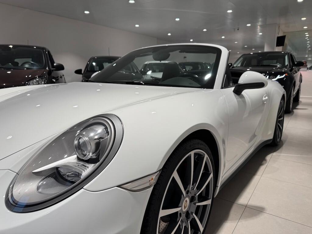 Porsche 911 3.8 Carrera 4S Cabriolet