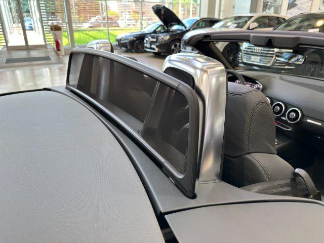 AUDI TT Roadster 40 TFSI S line S tronic - Navi