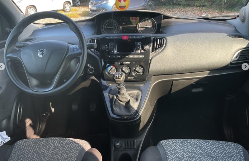 Lancia Ypsilon Ypsilon 1.0 firefly hybrid Silver s&s 70cv