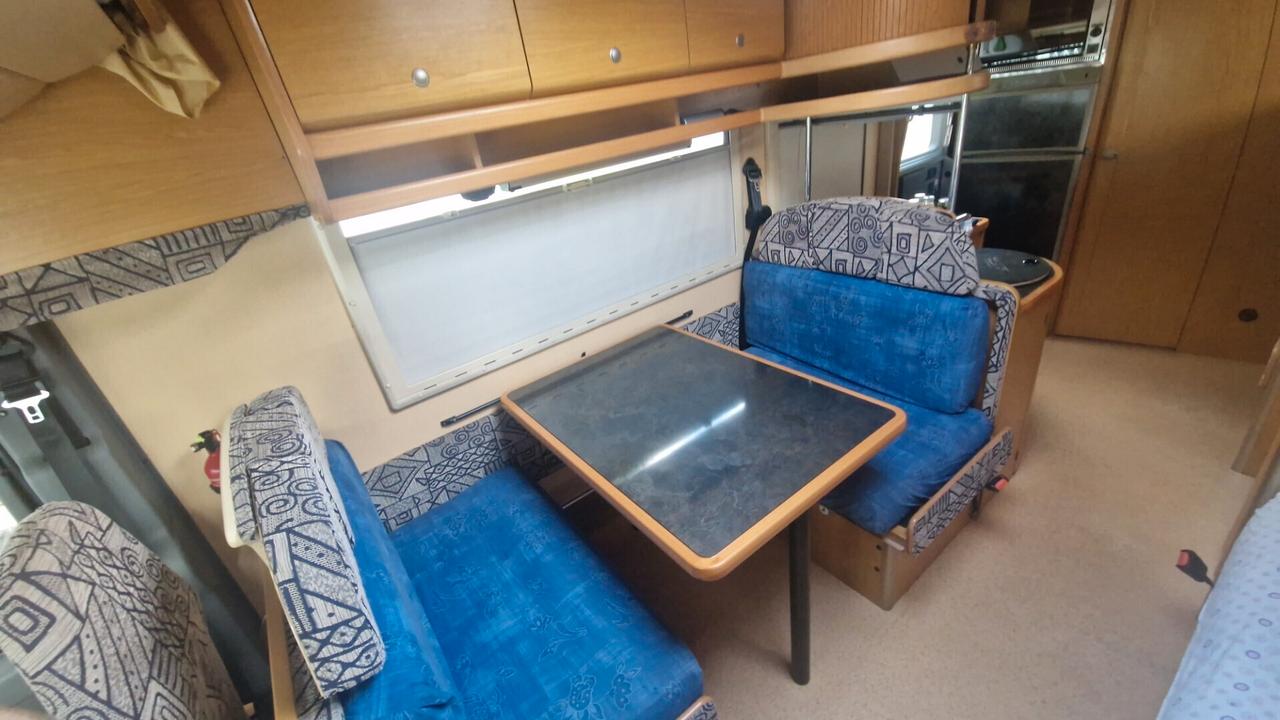 Iveco Daily Camper Laika 2.8 diesel manuale 6 rapporti