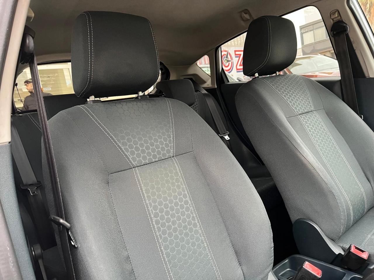 Ford Fiesta 1.4 TDCi 68CV 5 porte Titanium