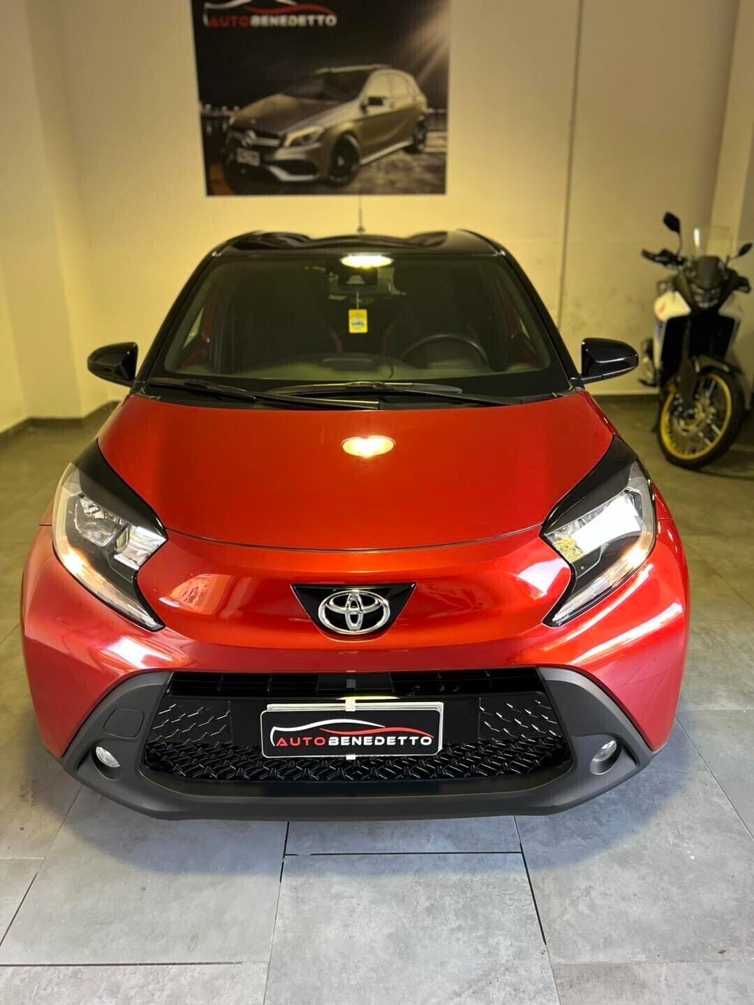 TOYOTA AYGO X 1.0 LOUNGE 72CV S-CVT 2023