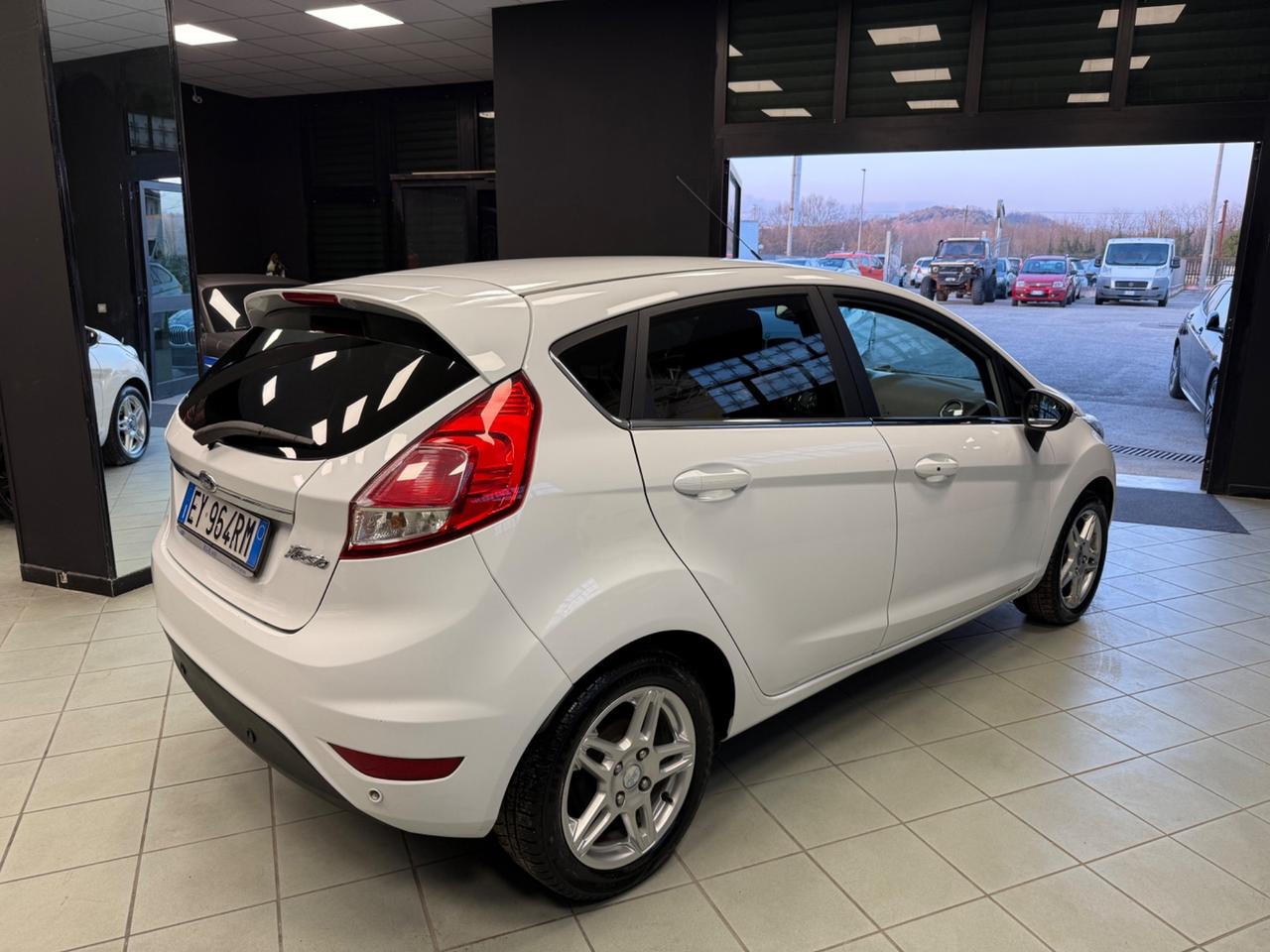 Ford Fiesta 1.5 TDCi 75CV 5 porte Titanium