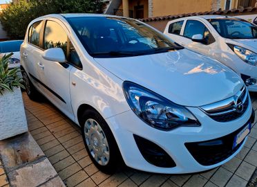 Opel Corsa 1.2 5 porte Cosmo