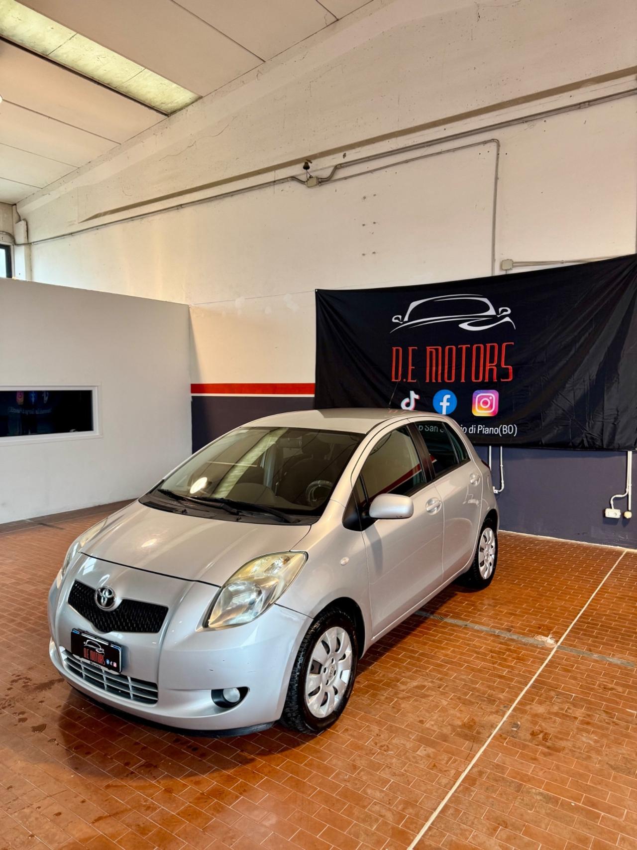 Toyota Yaris 1.3 5 porte M-MT Sol